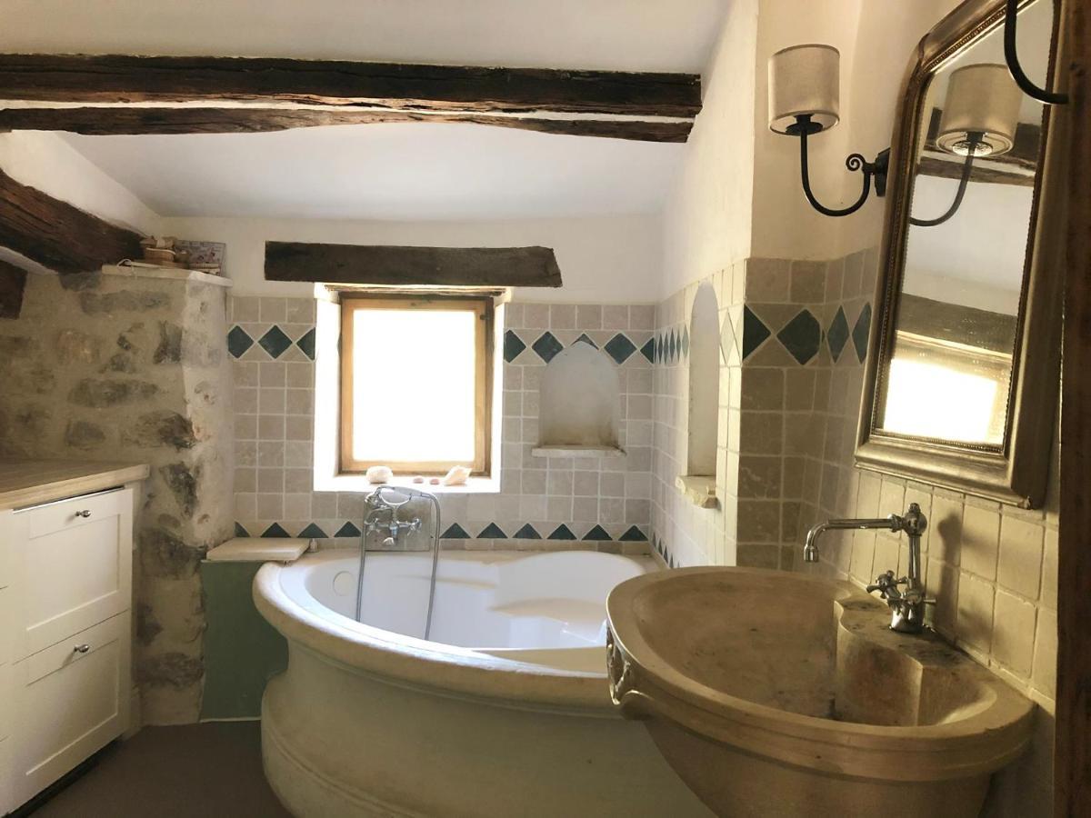 Maison en pleine garrigue sauvage Montbrun-les-Bains Extérieur photo