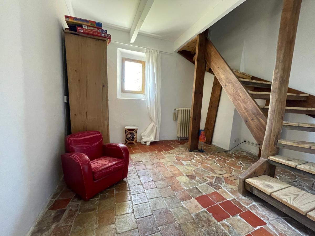 Maison en pleine garrigue sauvage Montbrun-les-Bains Extérieur photo